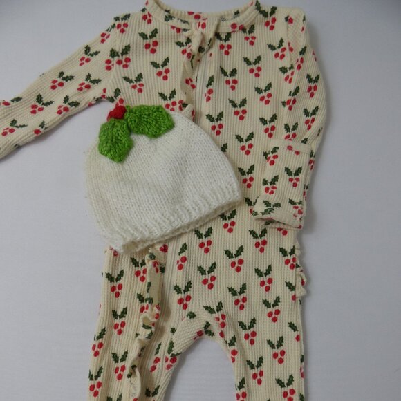 Spearmint Love Waffle Holly Footie and Knit Hat set, Size 3-6 Months - Picture 1 of 4